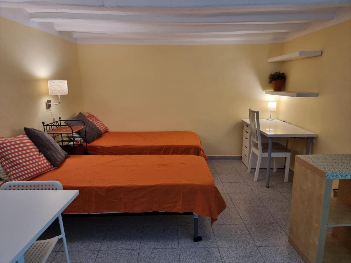 2 Beds 1 Sofabed Downtown 31 Nigths Min Apartment Barcelona